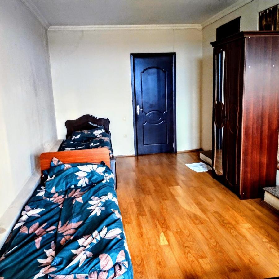 Masala Hostel Batumi Exteriör bild