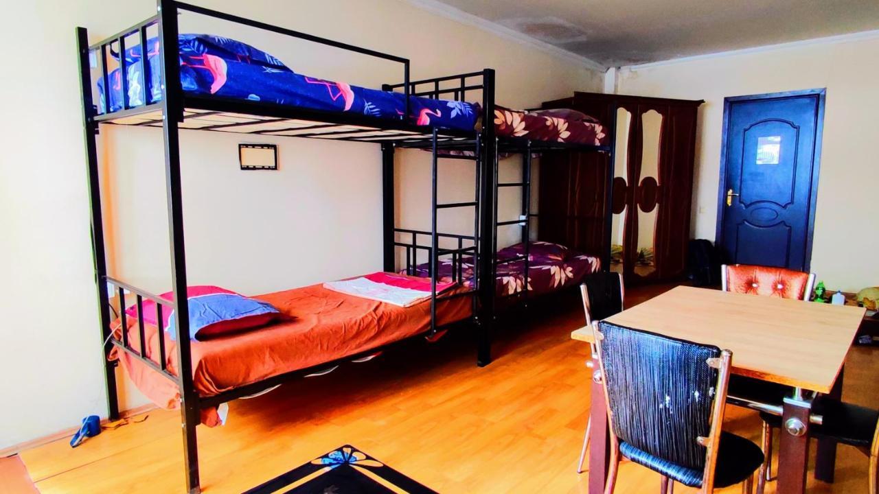 Masala Hostel Batumi Exteriör bild